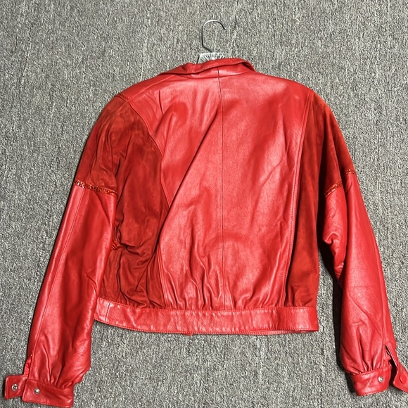 Red leather vintage jacket, and skirt - Picture 7 of 8
